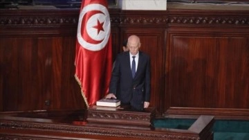 Tunus’ta 3 siyasal parti, Cumhurbaşkanı Said’i 'orduyu siyasete maşa etmekle' suçladı
