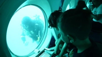 Turistik tahtelbahir 'Nemo Primero' gökçe derinliklere indi