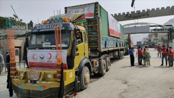 Türk Kızılaydan Afganistan'a 33 tonluk besin yardımı