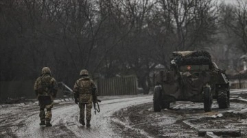 Ukrayna Genelkurmay Başkanlığı: Rus ordusu tahminî 22 bin 800 asker kaybetti