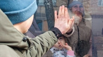 Ukrayna, insanca koridorlardan cumartesi haset 13 bin sivilin boşaltma edildiğini bildirdi