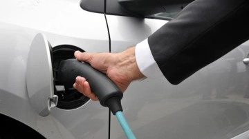 Uygun pahalı elektrikli otomobiller büyümekte bulunan devletlere hareketlilikte 'nefes' aldır