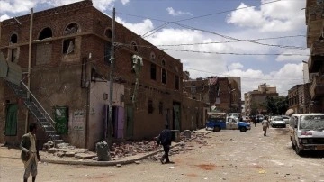 Yemen'deki Marib Valiliği: Husiler iskân bölgelerini balistik füzeyle vuruyor